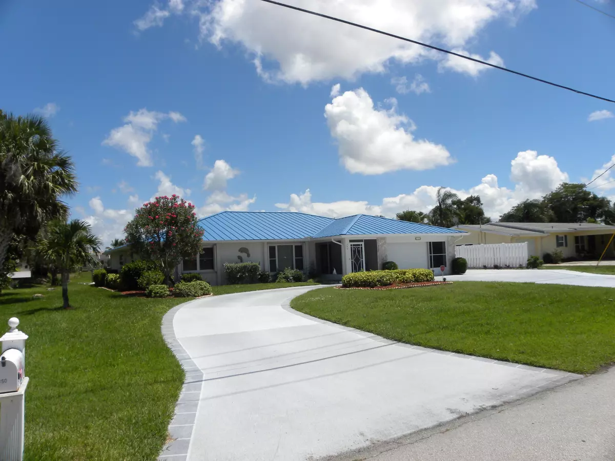 Port Saint Lucie, FL 34983,350 SE Naranja AVE