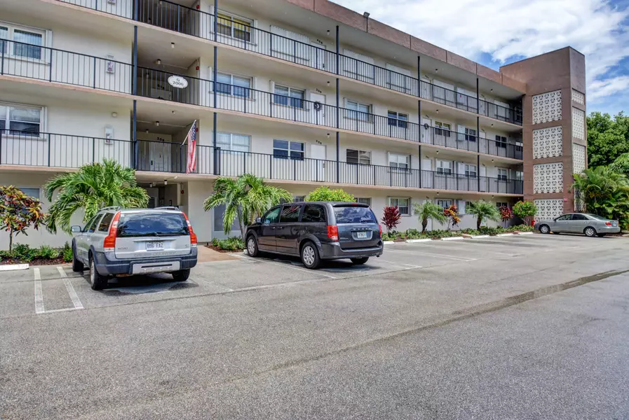 2006 S Federal HWY 206, Boynton Beach, FL 33435