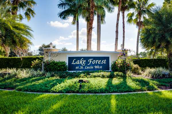 278 SW Lake Forest WAY, Port Saint Lucie, FL 34986