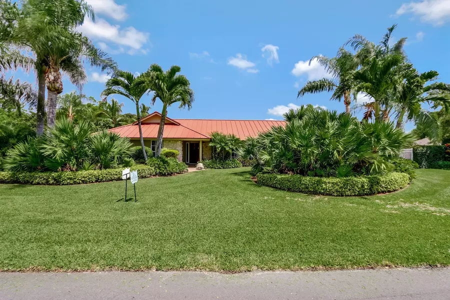 11 SE Turtle Creek DR, Tequesta, FL 33469