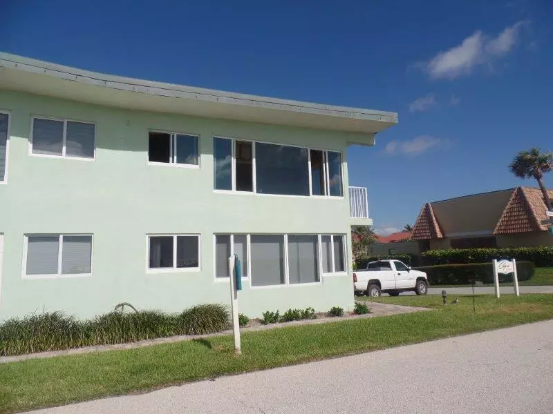 5700 Old Ocean BLVD F, Ocean Ridge, FL 33435