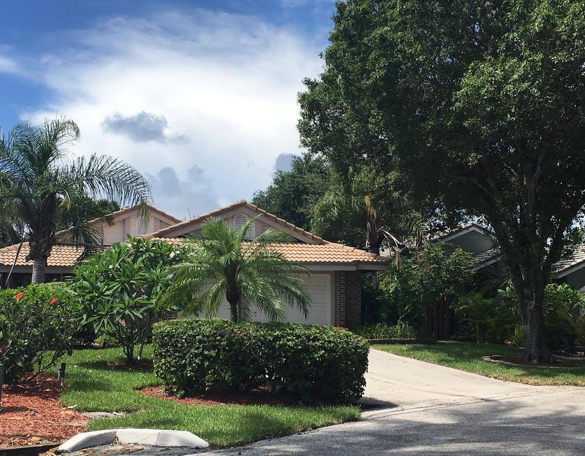 4130 NW 1st CT, Delray Beach, FL 33445
