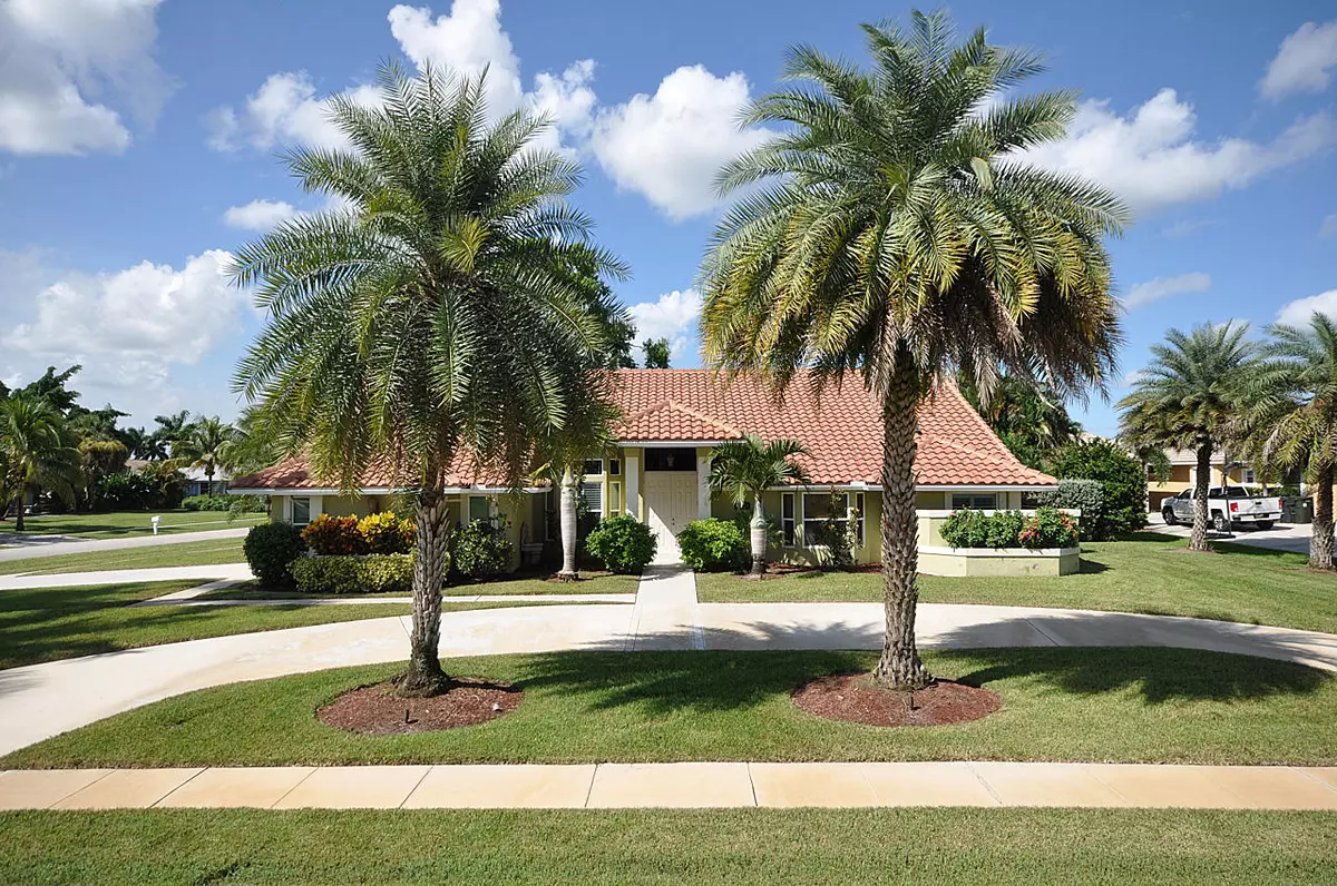 Wellington, FL 33414,15820 Rolling Meadows CIR