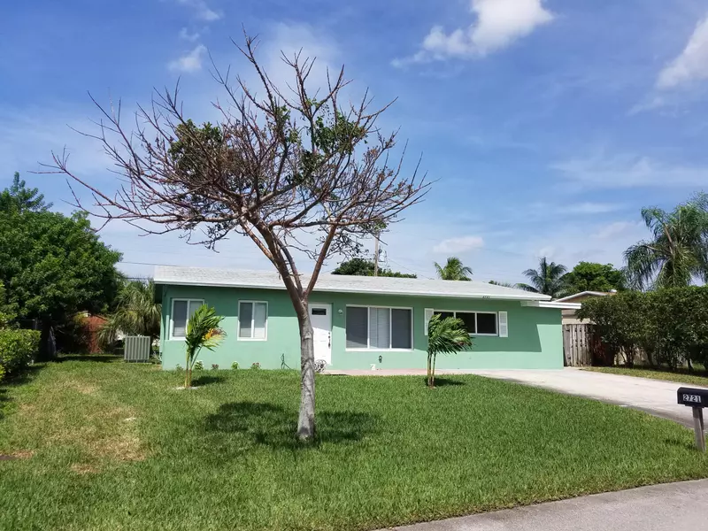 2721 NE 8th AVE, Pompano Beach, FL 33064