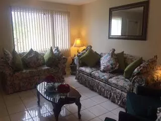 Greenacres, FL 33463,2901 Poolside DR