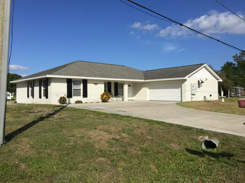 1135 Chobee ST, Okeechobee, FL 34974