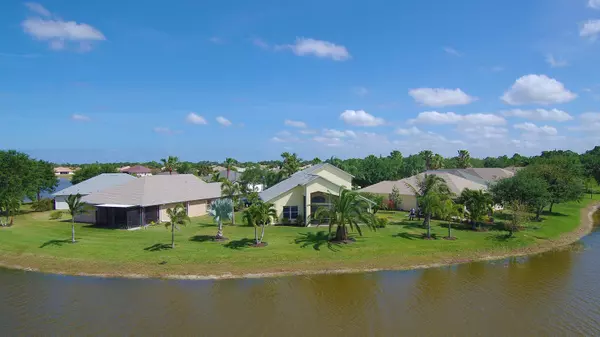 Port Saint Lucie, FL 34953,483 SW Sundance TRL