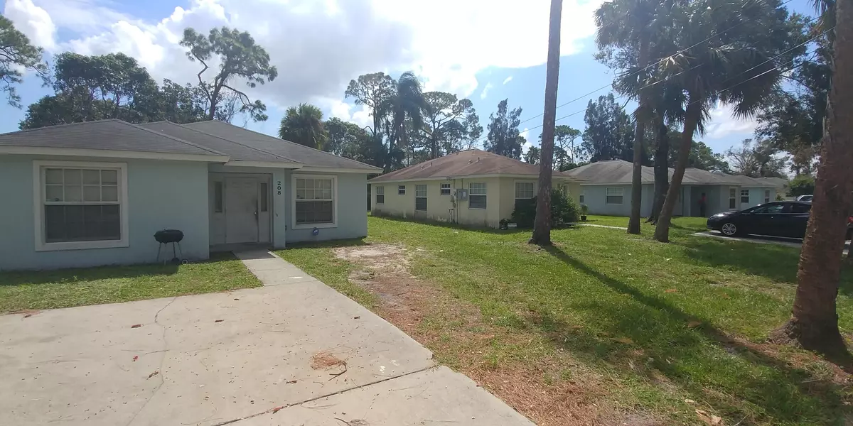 Fort Pierce, FL 34950,208 N 22nd ST