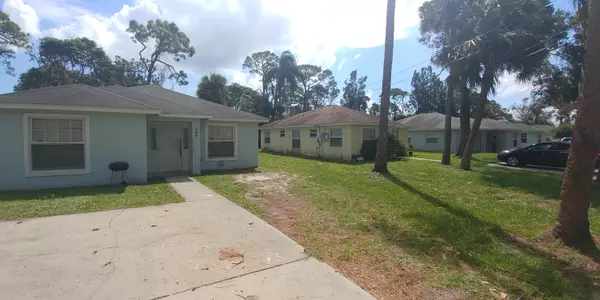 208 N 22nd ST, Fort Pierce, FL 34950