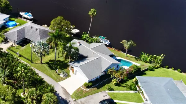 Stuart, FL 34994,136 SW Cabana Point CIR