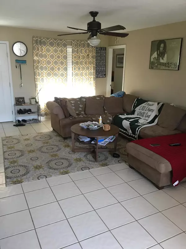 Royal Palm Beach, FL 33411,1232 Grandview CIR