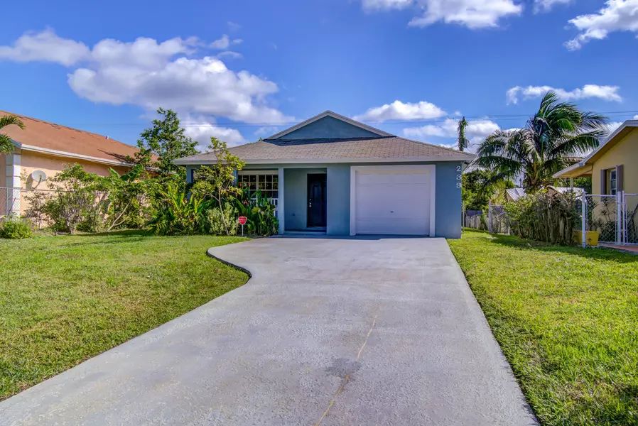 239 NW 4th AVE, Delray Beach, FL 33483