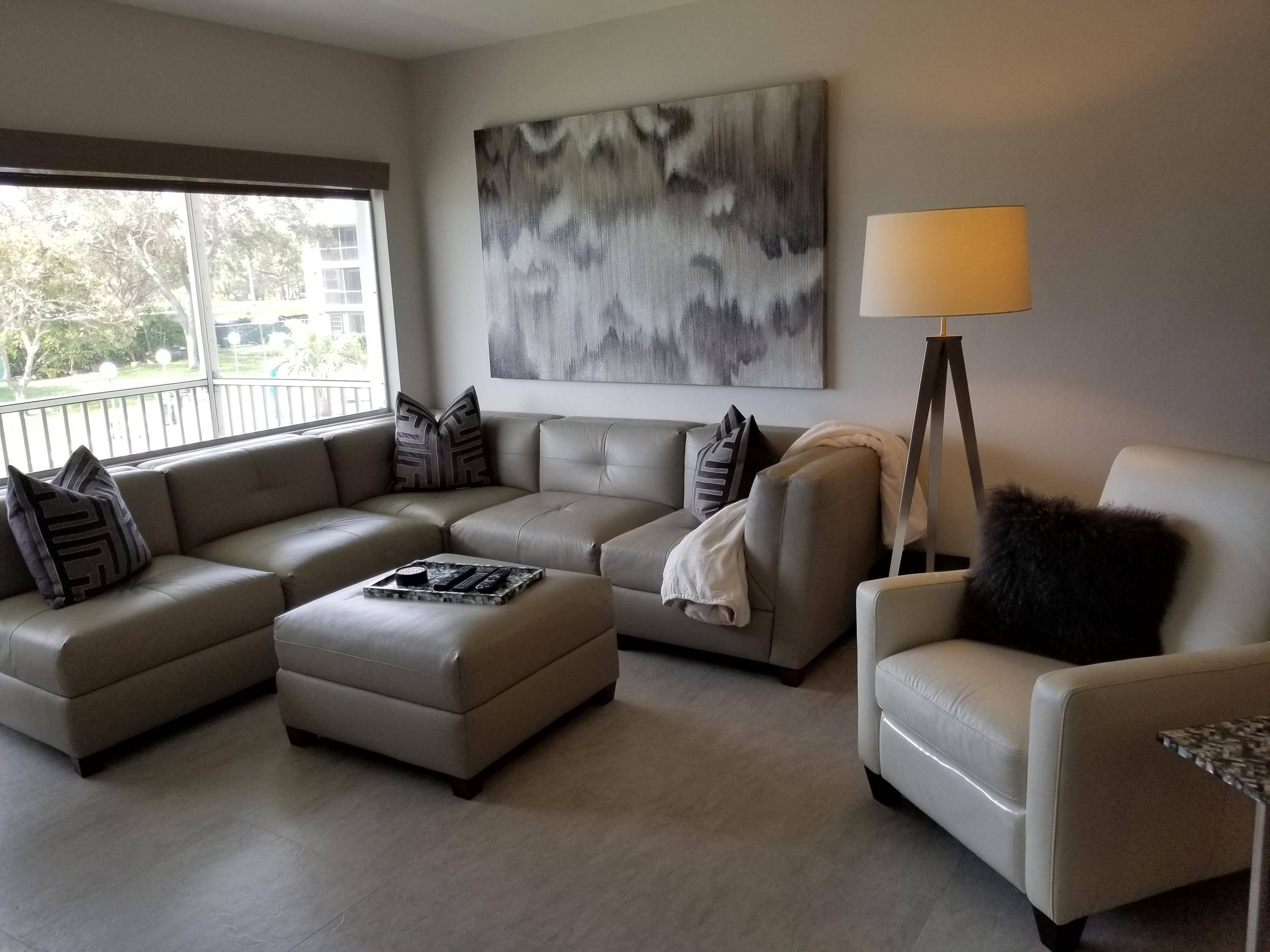 Fort Lauderdale, FL 33315,900 SW 12th ST 211