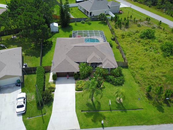 5773 NW Canada ST, Port Saint Lucie, FL 34986