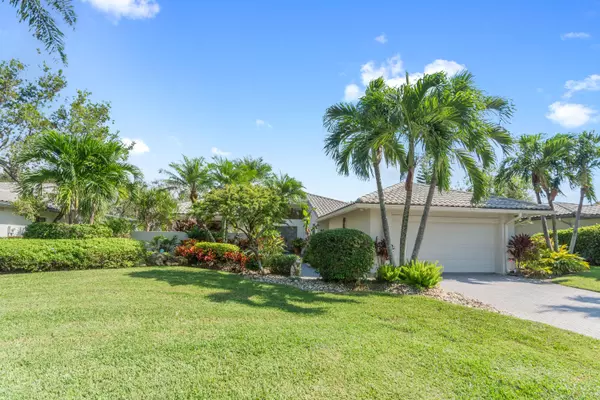 57 Bristol DR, Boynton Beach, FL 33436