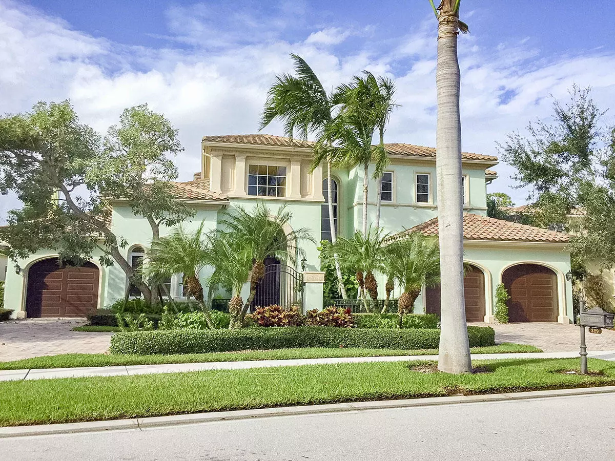 Palm Beach Gardens, FL 33418,229 Via Palacio