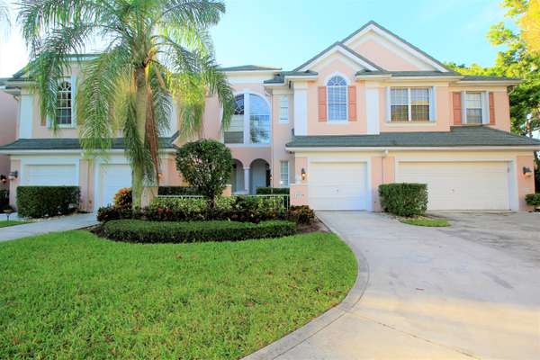 21530 St Andrews Grand CIR 27, Boca Raton, FL 33486