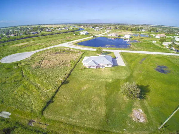 Okeechobee, FL 34974,668 SW Sw 86th TER