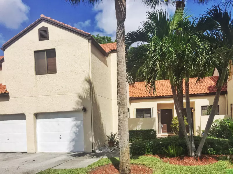 4 Via De Casas Sur 102, Boynton Beach, FL 33426