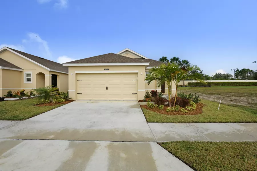 11236 SW Hadley ST, Port Saint Lucie, FL 34987