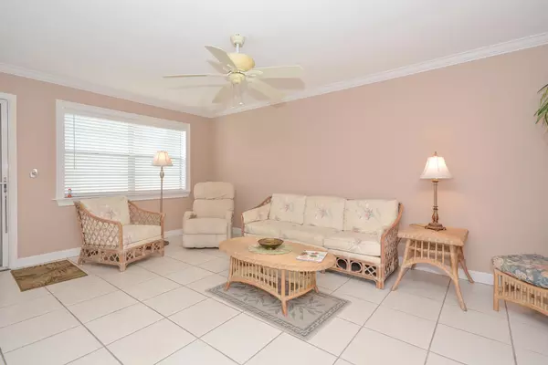 Boynton Beach, FL 33435,880 W Horizons 112