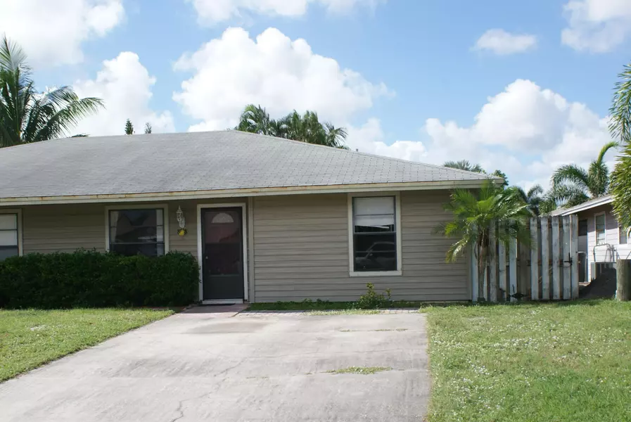 8938 SE Hobe Ridge AVE, Hobe Sound, FL 33455