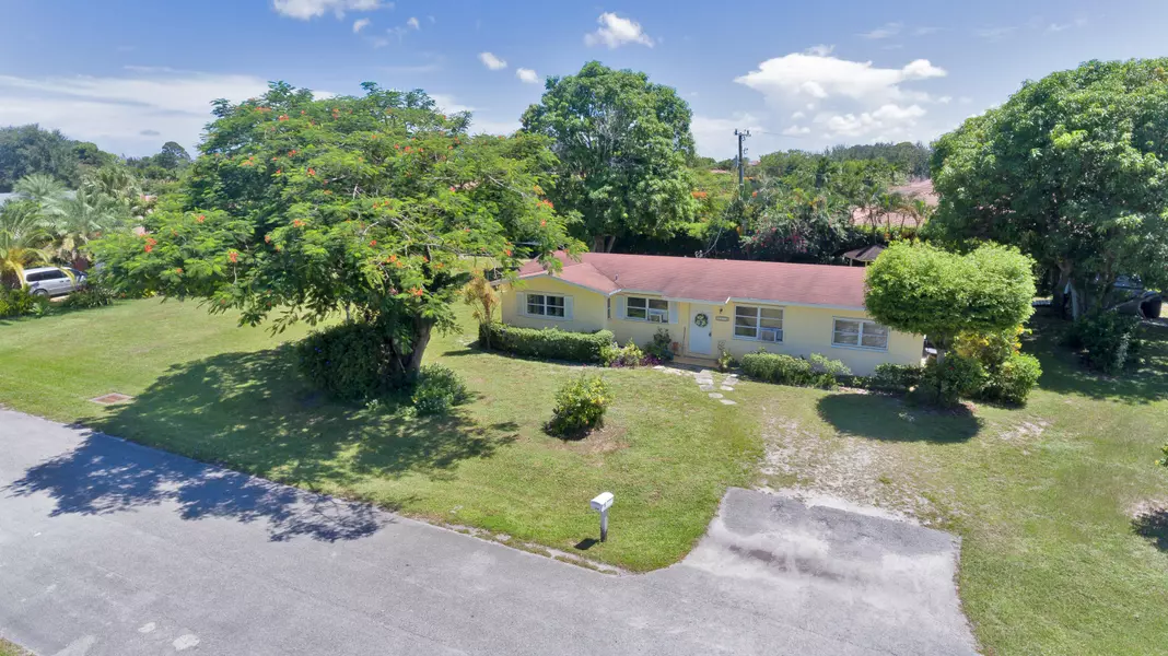 5224 Conklin DR, Delray Beach, FL 33484