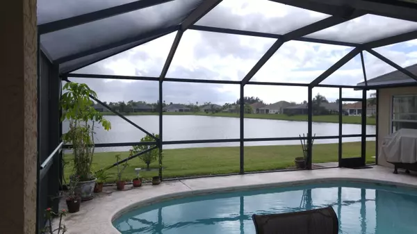 Vero Beach, FL 32968,5752 SW Riverboat CIR