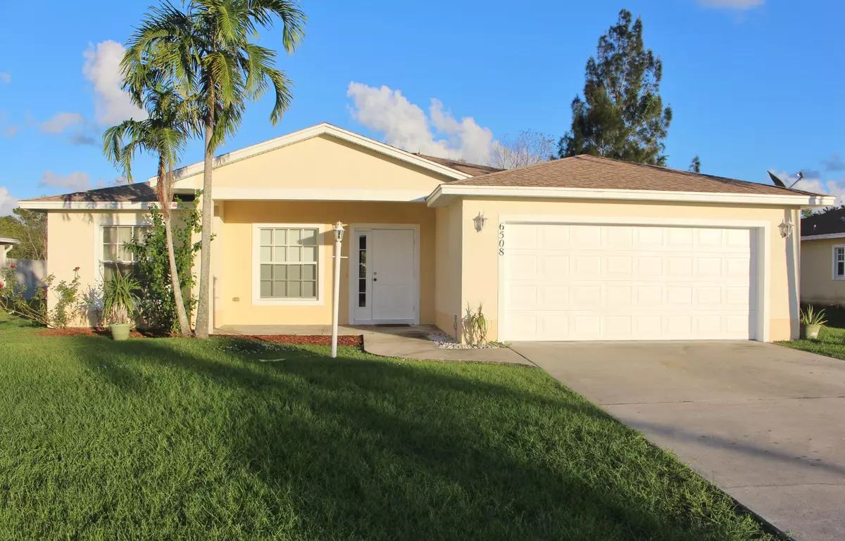 Port Saint Lucie, FL 34952,6508 Las Palmas WAY