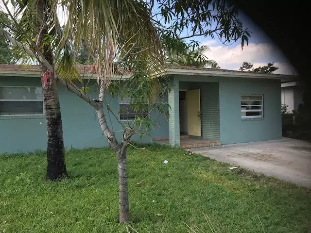 1017 N D ST, Lake Worth, FL 33460