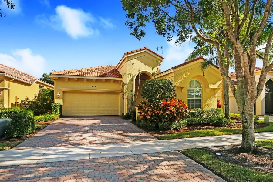 1854 Via Castello, Wellington, FL 33411