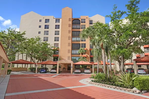 Boca Raton, FL 33433,7233 Promenade DR 301