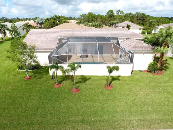 Port Saint Lucie, FL 34986,603 SW Chesapeak CT