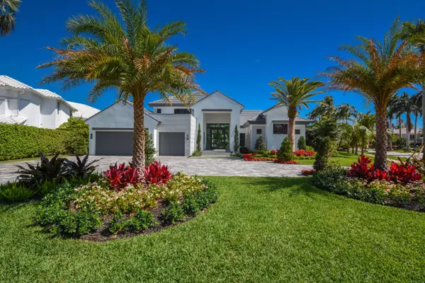 7021 Lions Head LN, Boca Raton, FL 33496