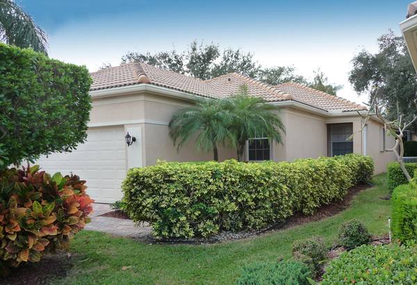 15577 Canabria LN, Delray Beach, FL 33446