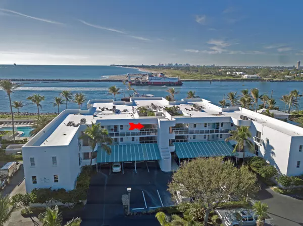 Palm Beach Shores, FL 33404,140 Inlet WAY 312