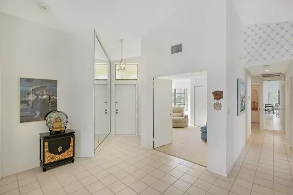 Palm Beach Gardens, FL 33410,2504 La Cristal CIR