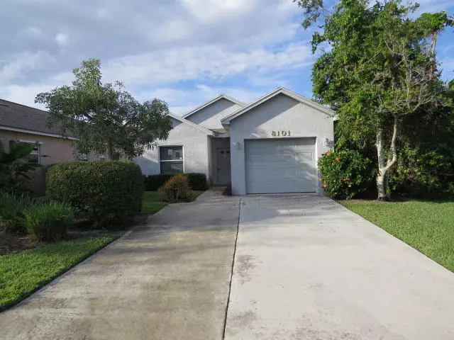 8101 SE Sugar Pines WAY, Hobe Sound, FL 33455