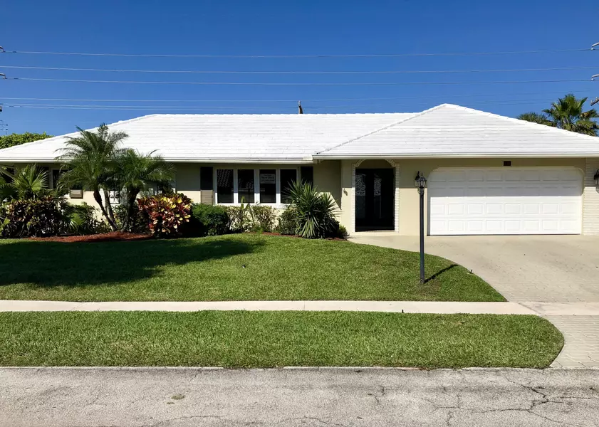 1007 Walnut TER, Boca Raton, FL 33486