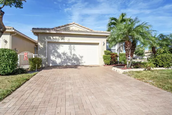 2195 Umbrella Cay, West Palm Beach, FL 33411