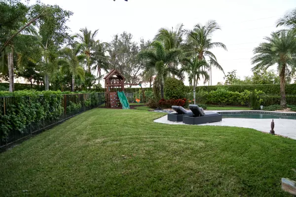 Boynton Beach, FL 33472,8668 Cobblestone Point CIR