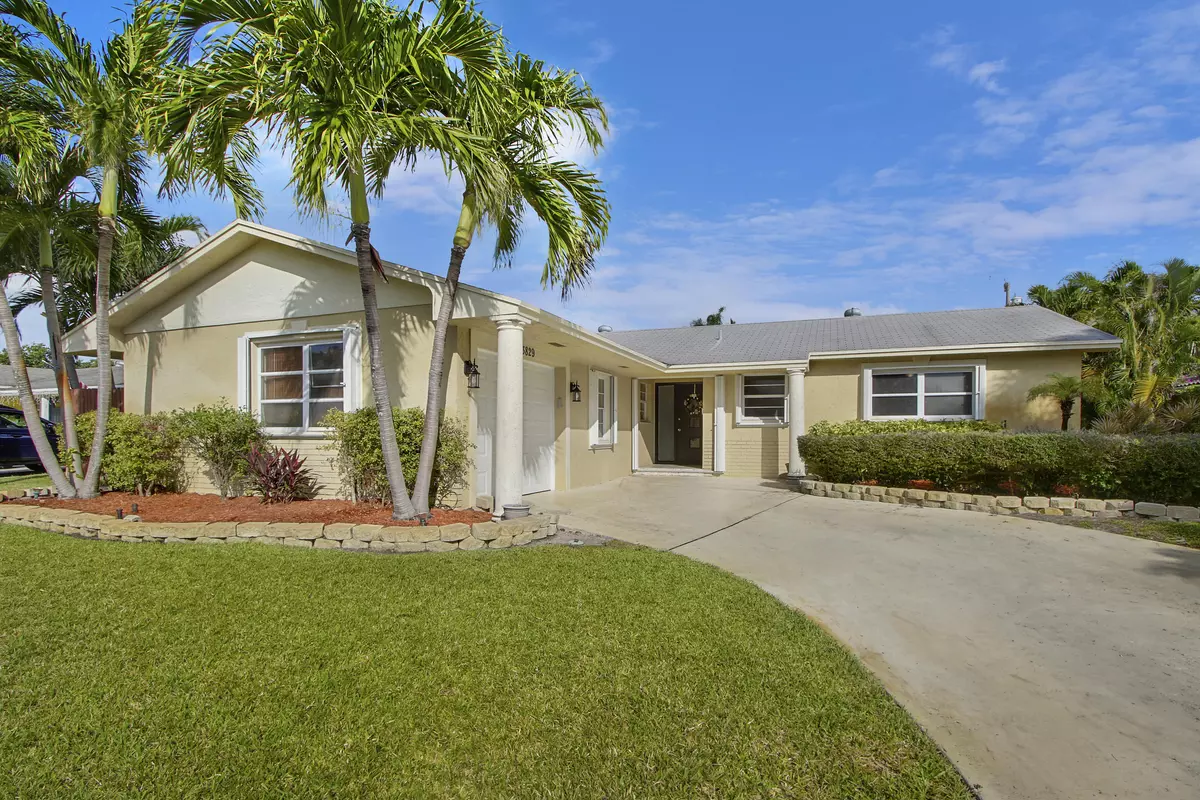 Palm Beach Gardens, FL 33410,3829 Bluebell ST