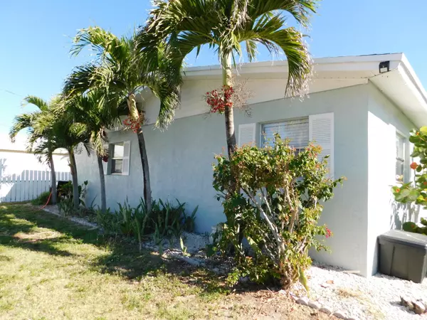 722 Granada ST, Fort Pierce, FL 34949