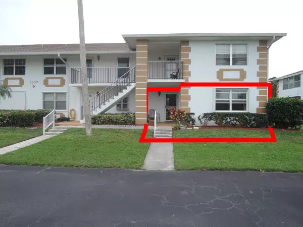 1207 S Lake End DR Apt D1, Fort Pierce, FL 34982