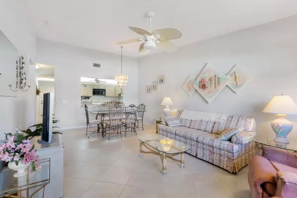 Boynton Beach, FL 33435,46 Bethesda Park CIR J46