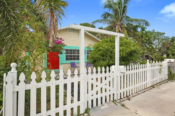 617 N M ST, Lake Worth, FL 33460