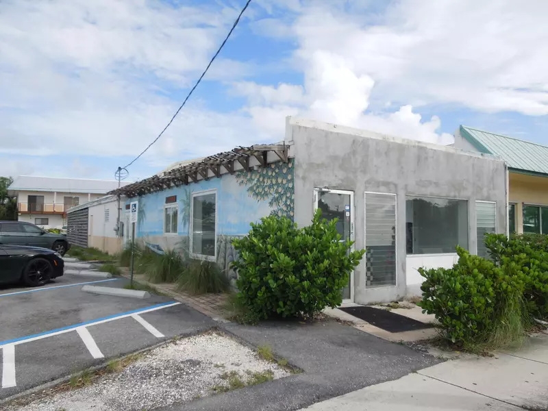 614 N Dixie HWY, Lantana, FL 33462