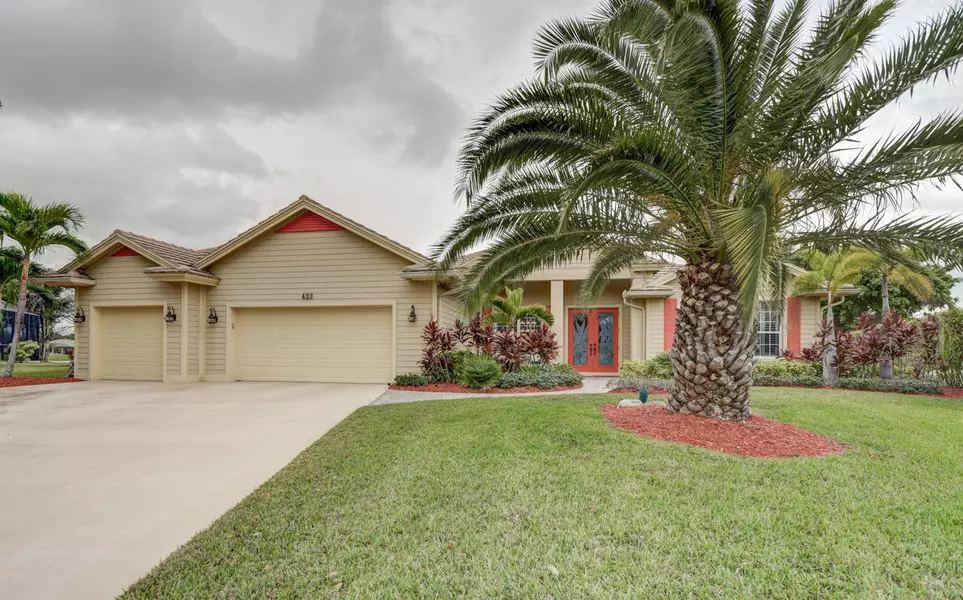 423 SW Sweetwater TRL, Port Saint Lucie, FL 34953