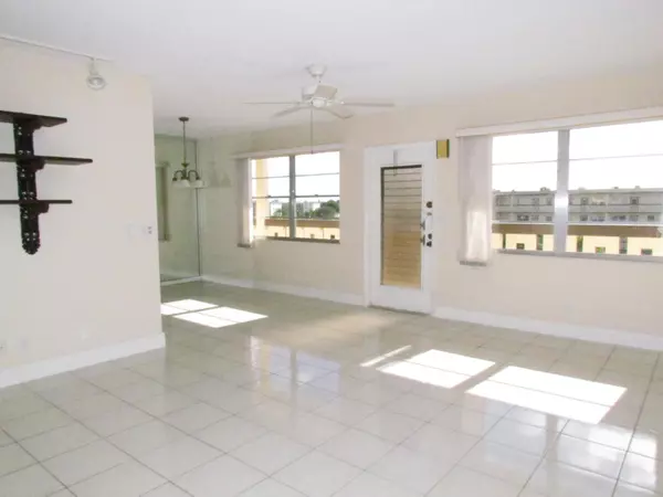 Boca Raton, FL 33434,4035 Wolverton B 4035