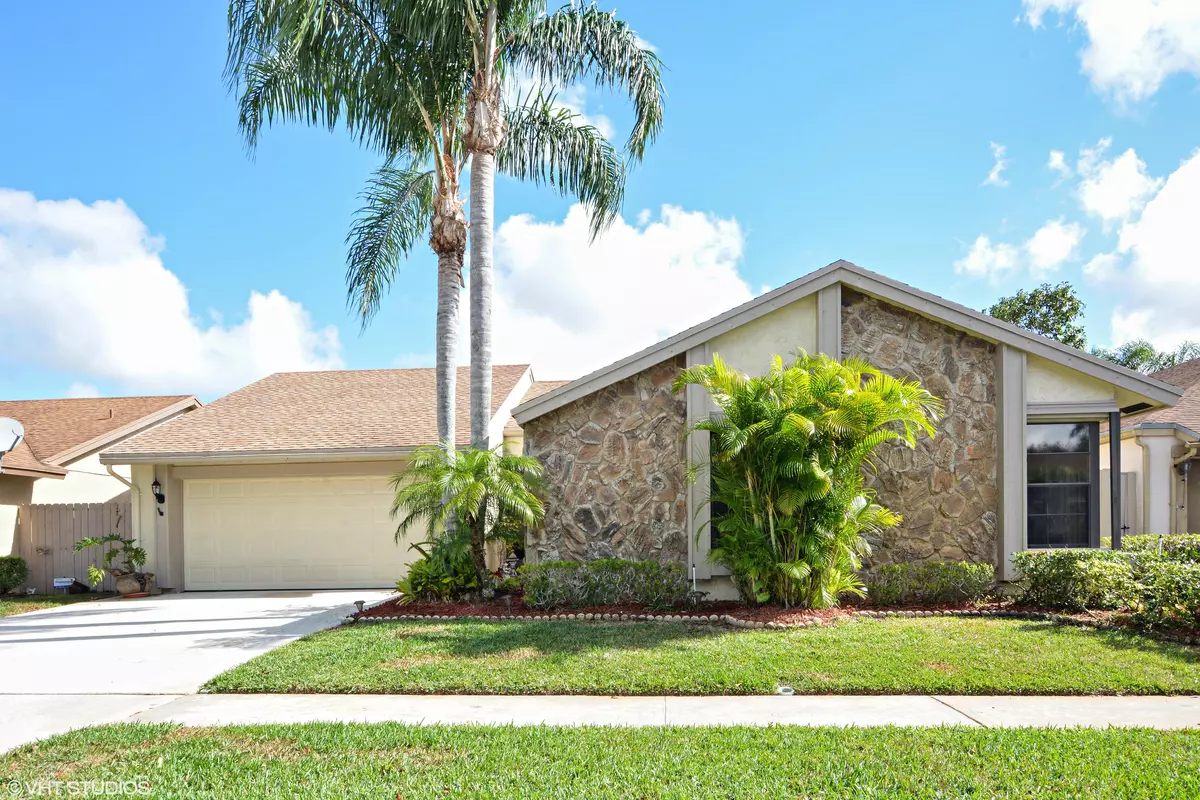 Boca Raton, FL 33428,21411 Summertrace CIR